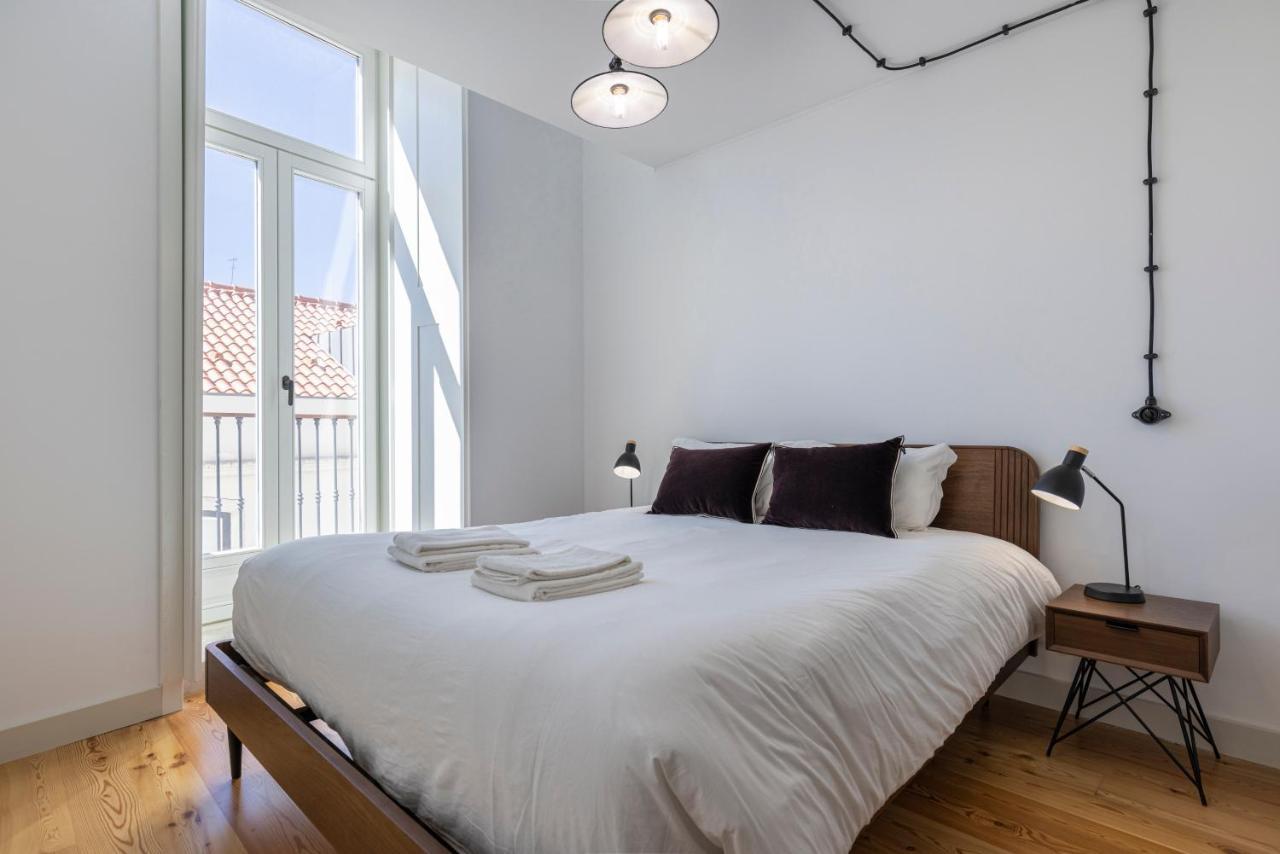 Glamorous 3Bdr Apartment In City Center By Lovelystay ลิสบอน ภายนอก รูปภาพ